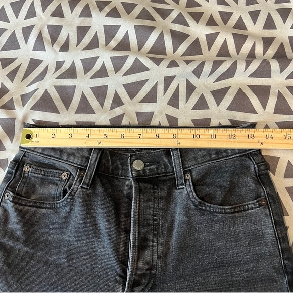 Aritzia Denim Forum The Arlo High Rise Straight Jean‎ Cutoff Hem Washed Black - Picture 12 of 15